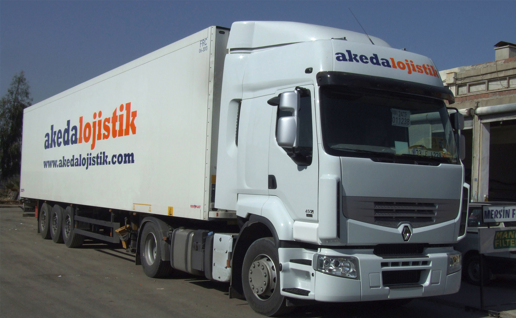 AKEDA LOJİSTİK TIR YAZILARI