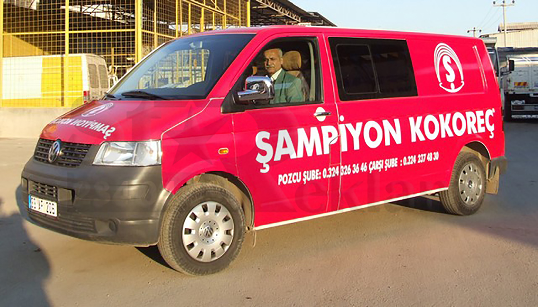 ŞAMPİYON KOKOREÇ ARAÇ GİYDİRME